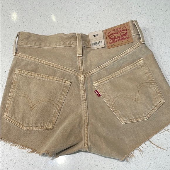 Levi's Tan Jean Shorts High-Waisted Cut-Off - Picture 5 of 6